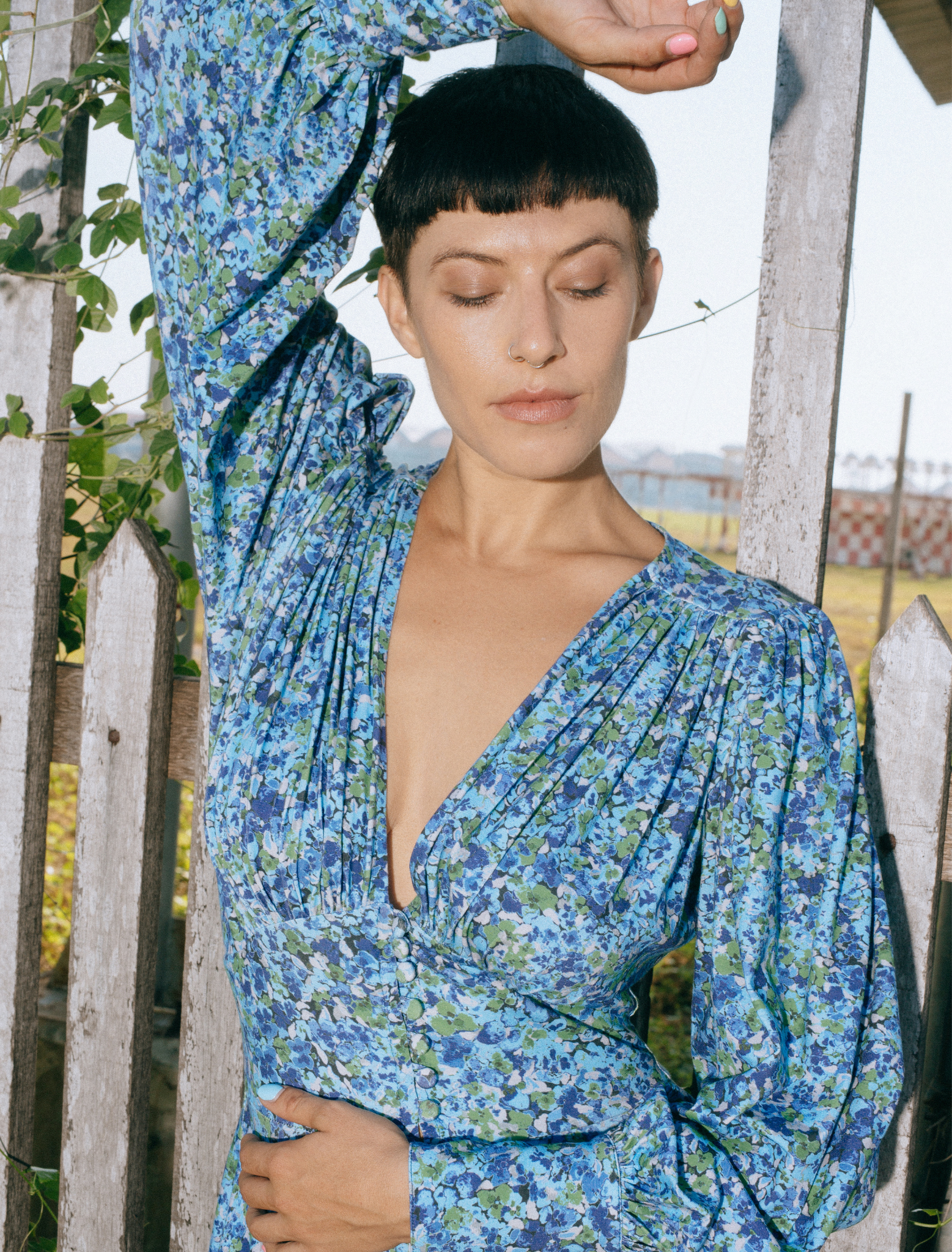 BOWIE BUTTON UP TOP - Floral Explosion Blue